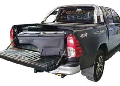 Baul Lateral Retráctil Toyota Hilux 16+ Derecho
