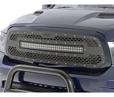 Parrilla Delantera Con Barra Led Drl Ram 1500