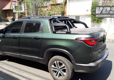 D_651172-MLA84351777389_052025-O Barra Antivuelco Negra + Estribos Fiat Toro