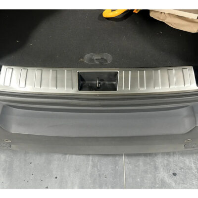D_621963-MLA90761503563_082025-F Protector De Zocalo De Carga Baul Jeep Renegade Original