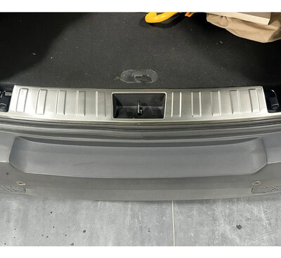 Protector De Zocalo De Carga Baul Jeep Renegade Original