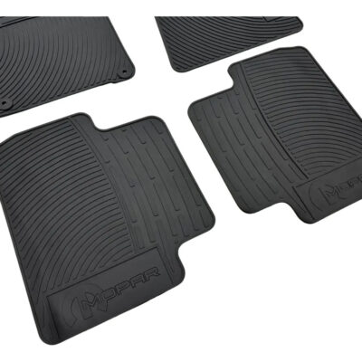D_851241-MLA117368030295_092026-F Alfombra Mopar 1200 Original Gris Oscuro